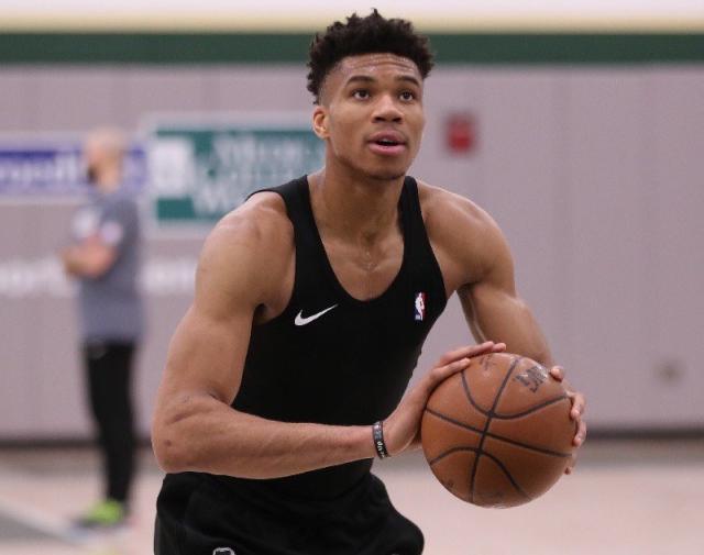 内马尔更多 内马尔更多